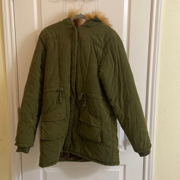 Ilovesia! Size US 14 - Picture 2 of 7